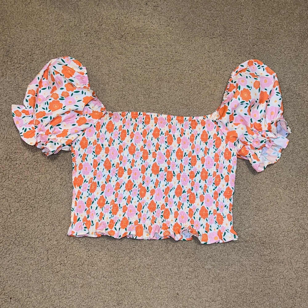 SHEIN: crop top with puff sleeves